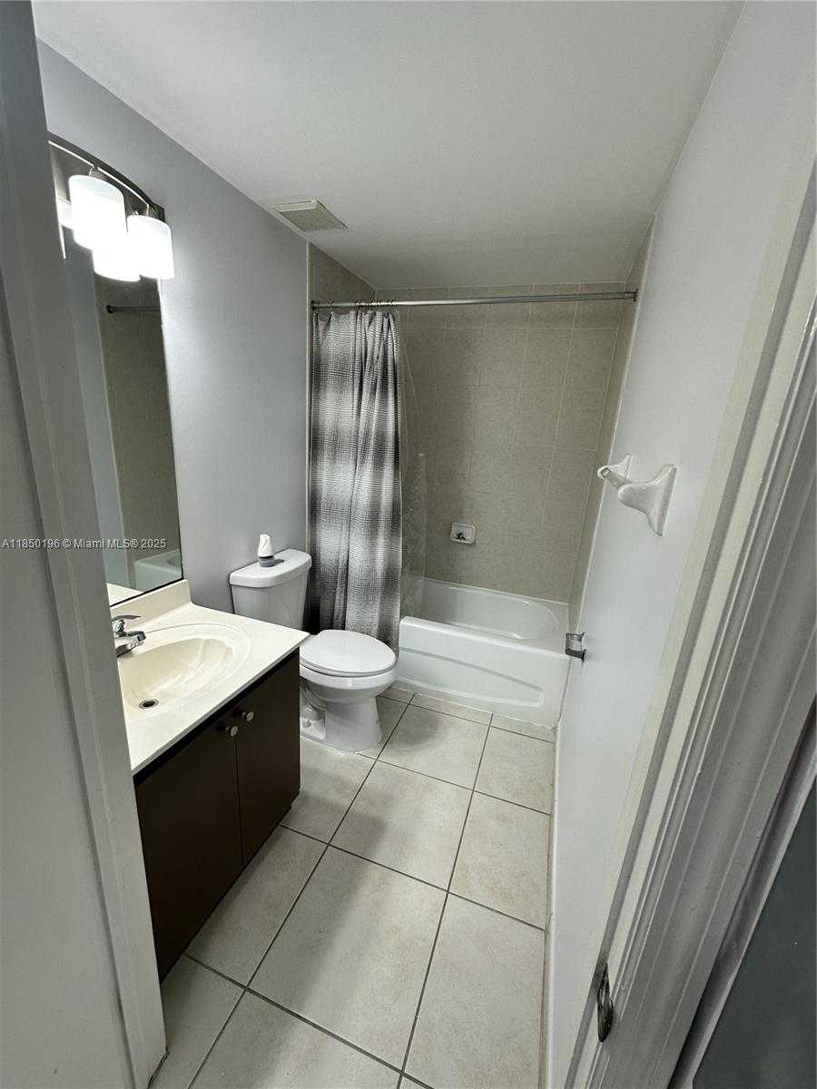 Small Image of 7220 NORTH WEST 114TH AVE #31016, Doral Number 19