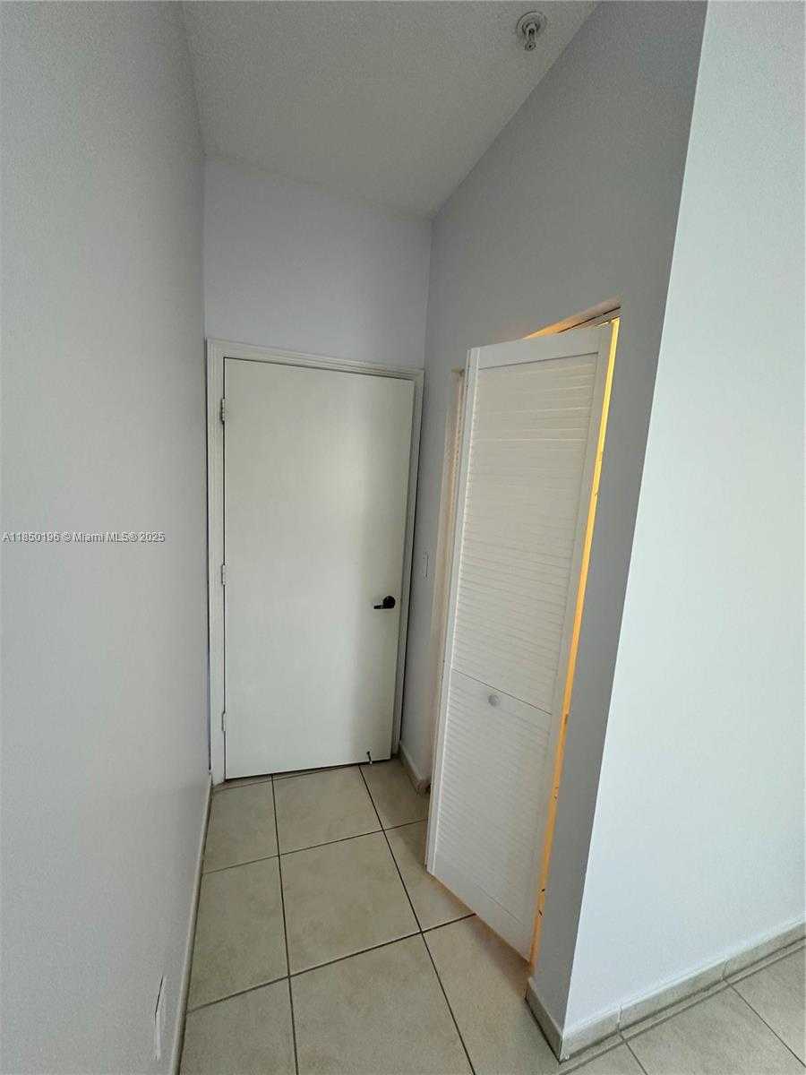 Small Image of 7220 NORTH WEST 114TH AVE #31016, Doral Number 21