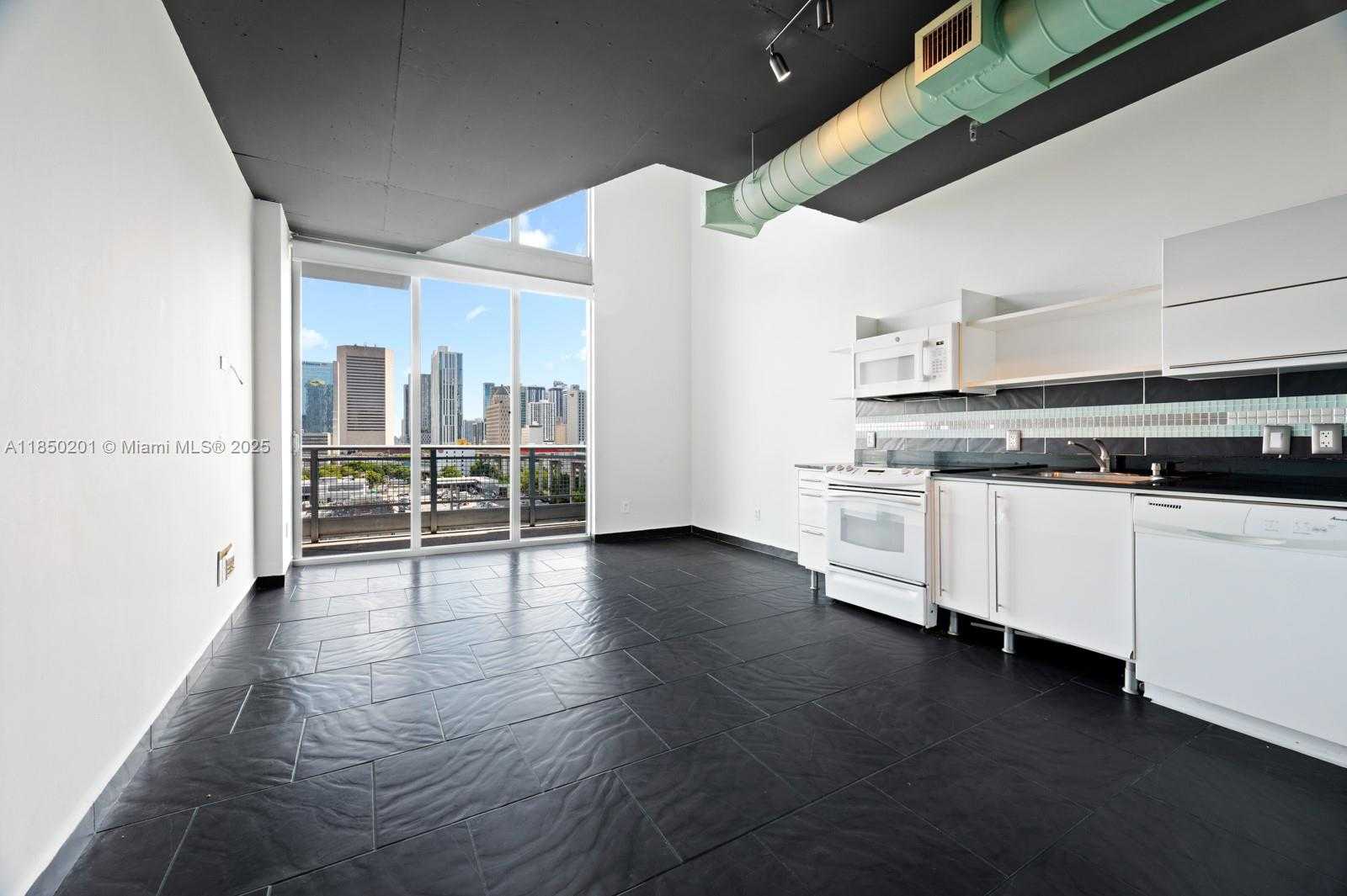Small Image of 690 SOUTH WEST 1 CT #1217, Miami Number 3