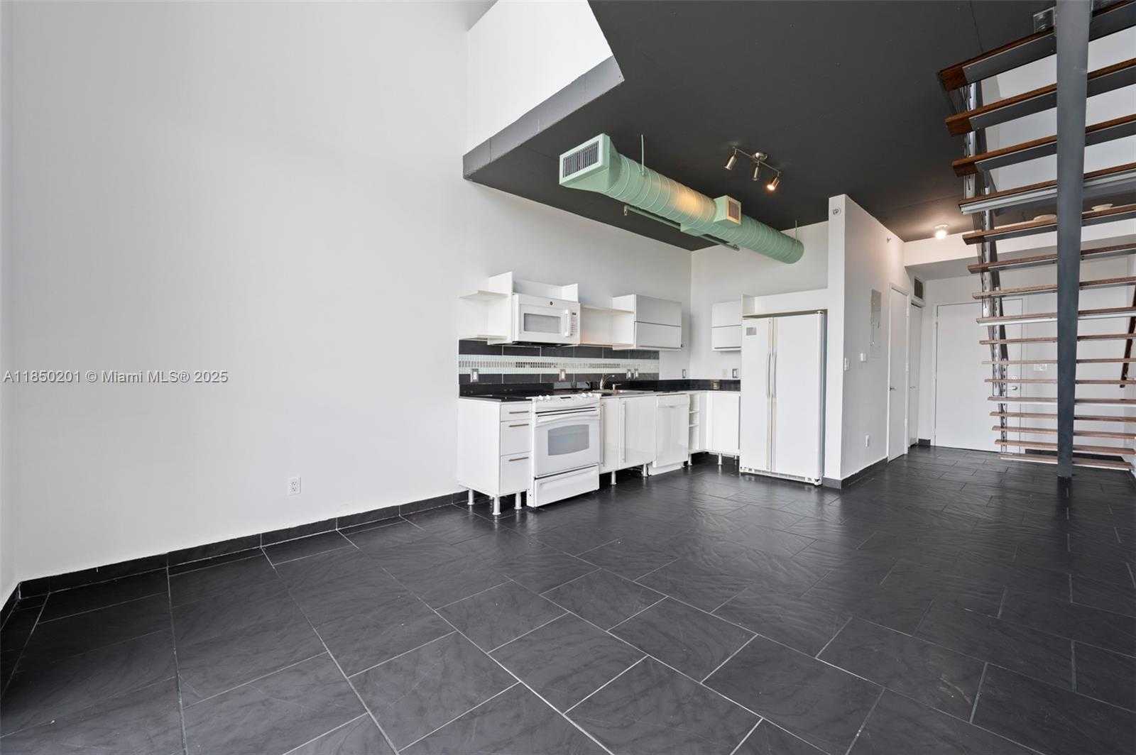 Small Image of 690 SOUTH WEST 1 CT #1217, Miami Number 5