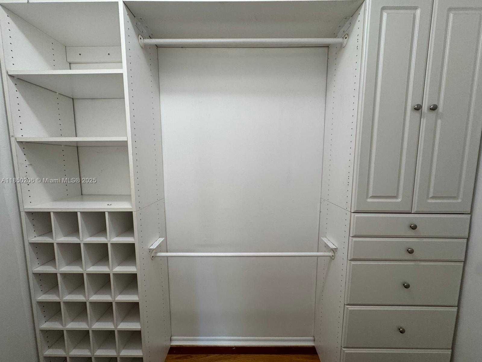Small Image of 1512 CERTOSA AVE #1512, Coral Gables Number 25