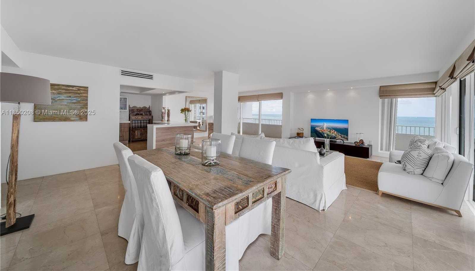 Small Image of 199 OCEAN LANE DR #901, Key Biscayne Number 15