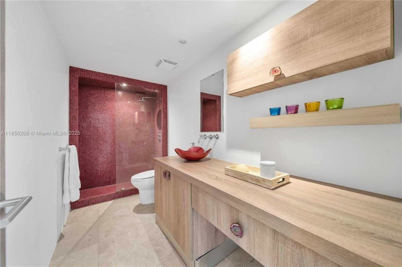 Small Image of 199 OCEAN LANE DR #901, Key Biscayne Number 26