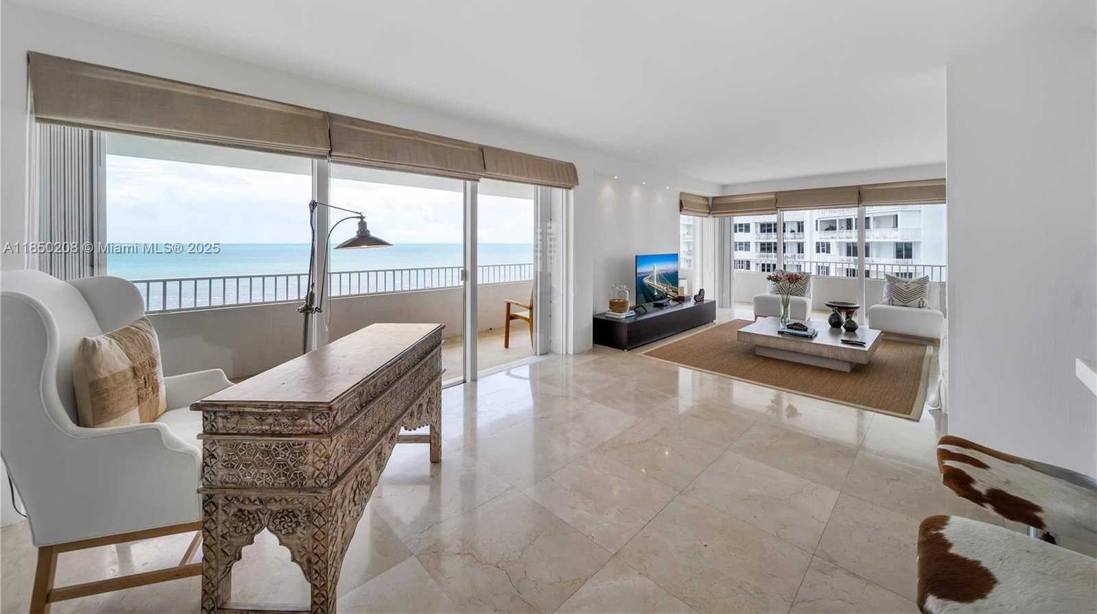Small Image of 199 OCEAN LANE DR #901, Key Biscayne Number 8