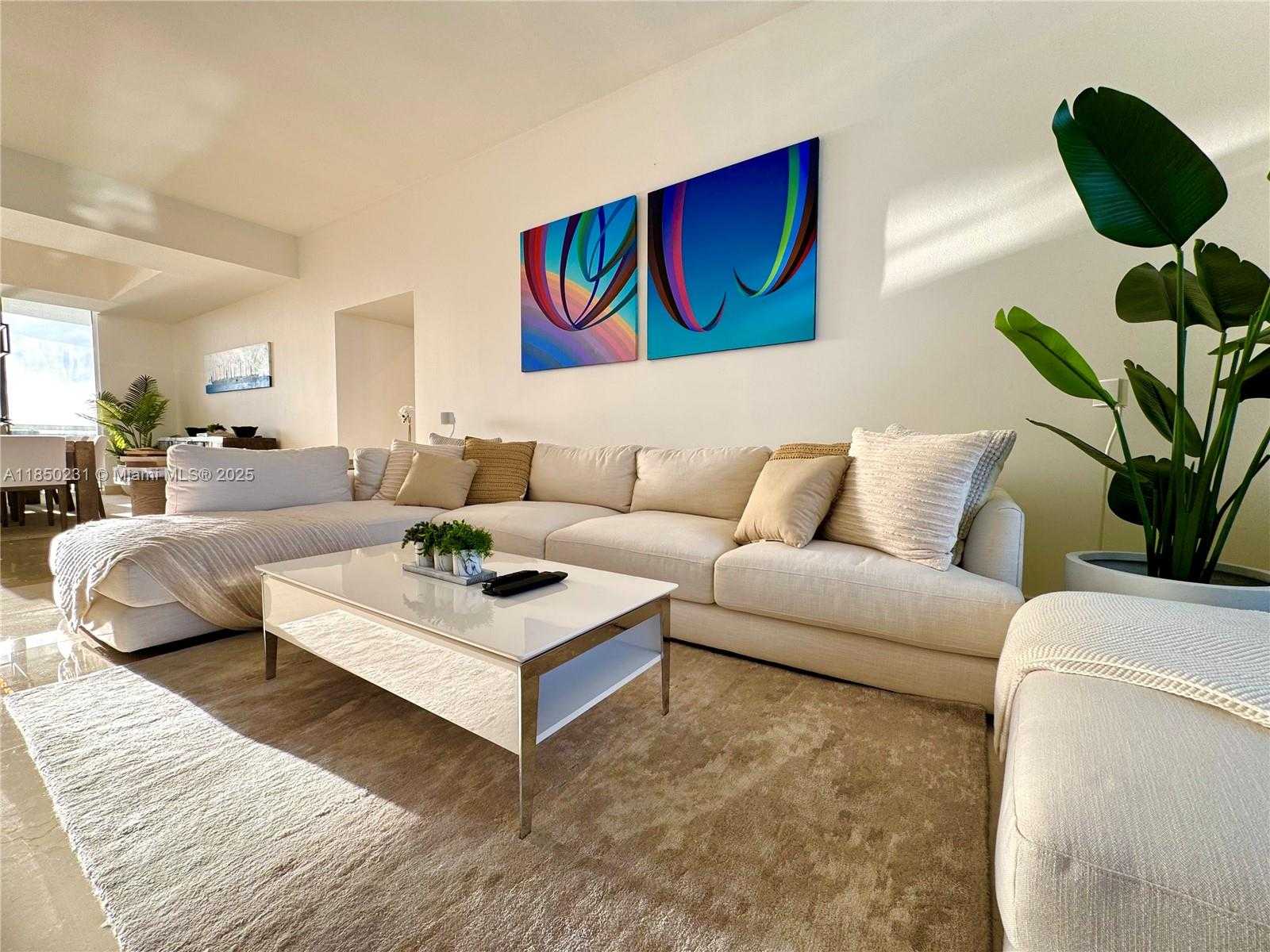 Small Image of 15901 COLLINS AVE #1804, Sunny Isles Beach Number 3