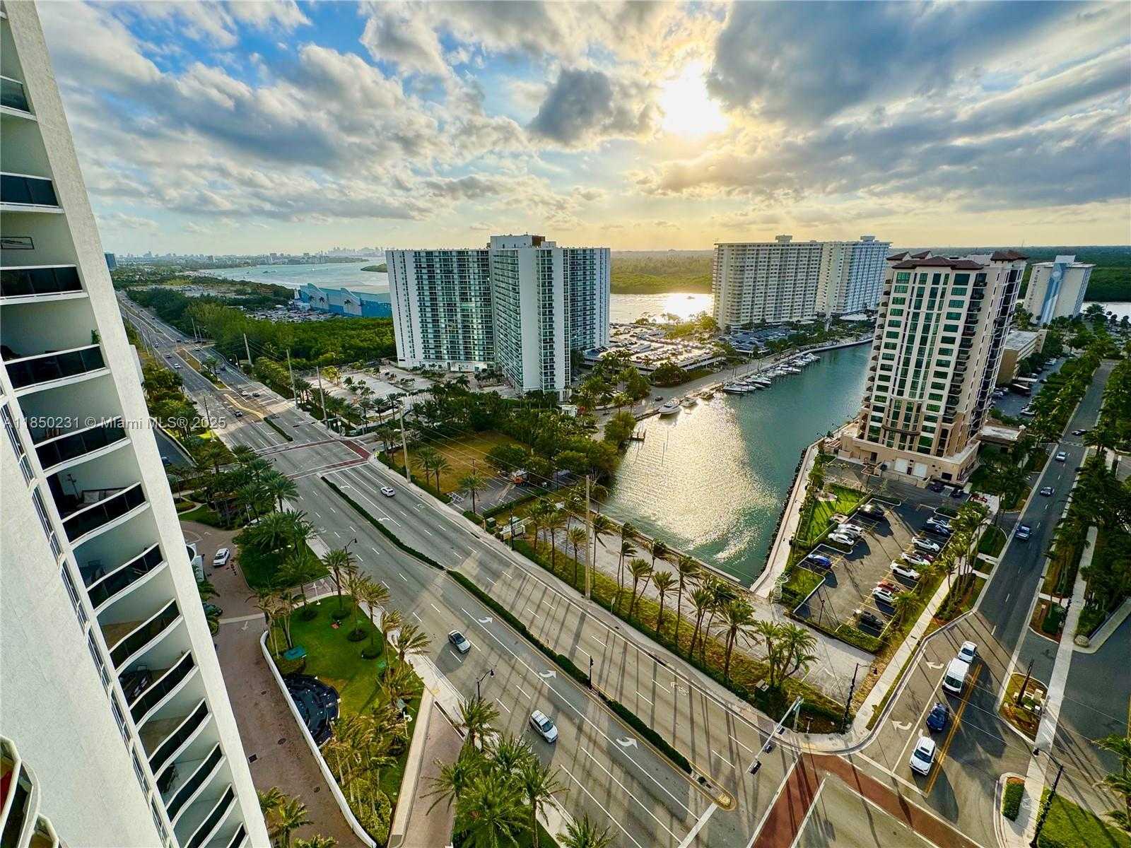 Small Image of 15901 COLLINS AVE #1804, Sunny Isles Beach Number 37