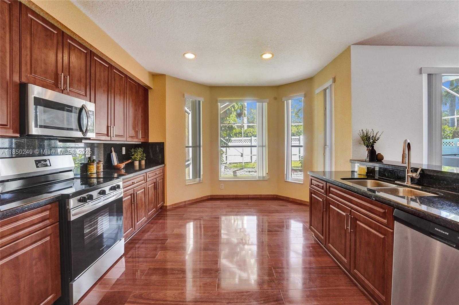 Small Image of 10730 NORTH WEST 56TH CT, Coral Springs Number 7