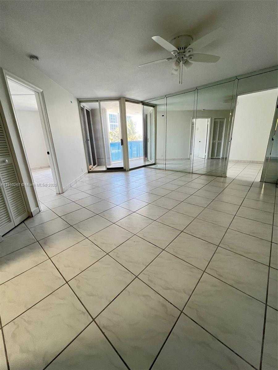 Small Image of 6767 COLLINS AVE #403, Miami Beach Number 10