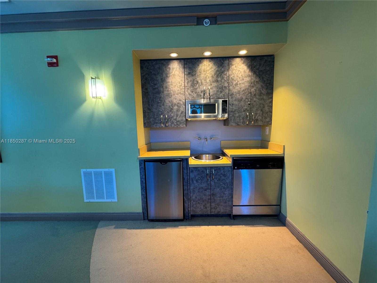 Small Image of 9201 COLLINS AVE #323, Surfside Number 30