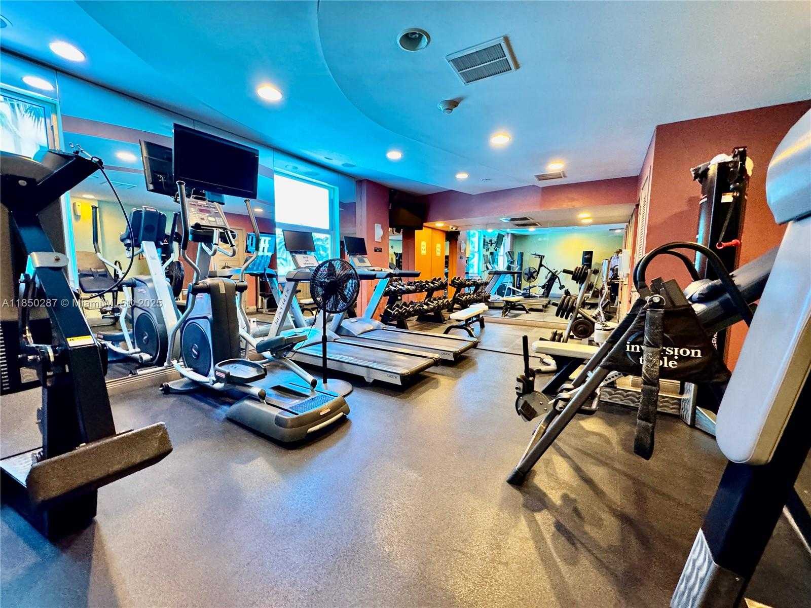 Small Image of 9201 COLLINS AVE #323, Surfside Number 32