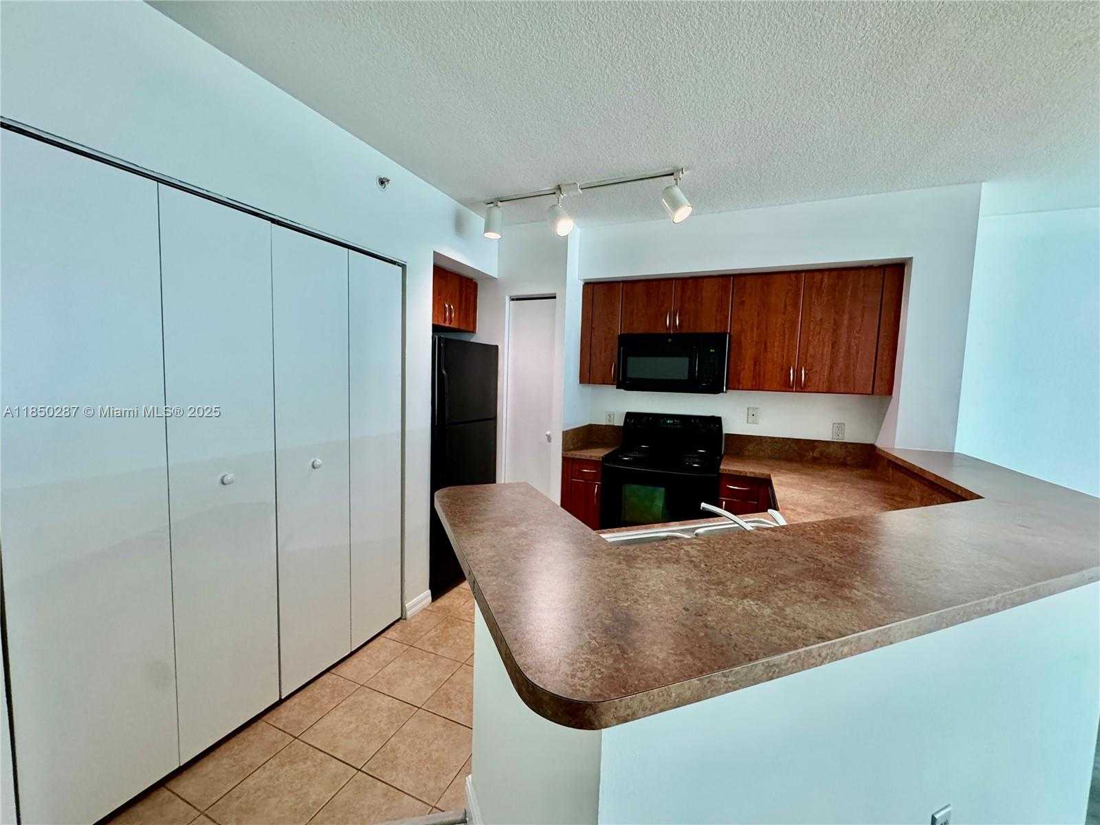 Small Image of 9201 COLLINS AVE #323, Surfside Number 35