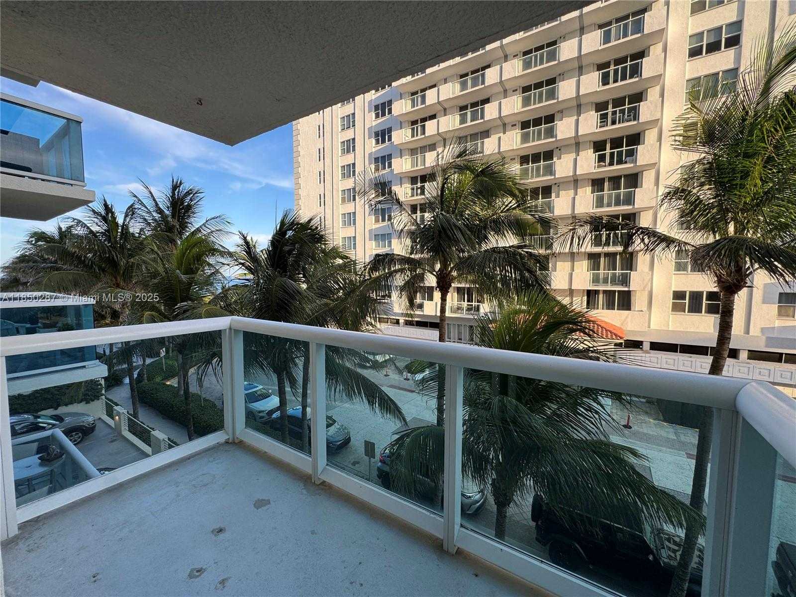 Small Image of 9201 COLLINS AVE #323, Surfside Number 6