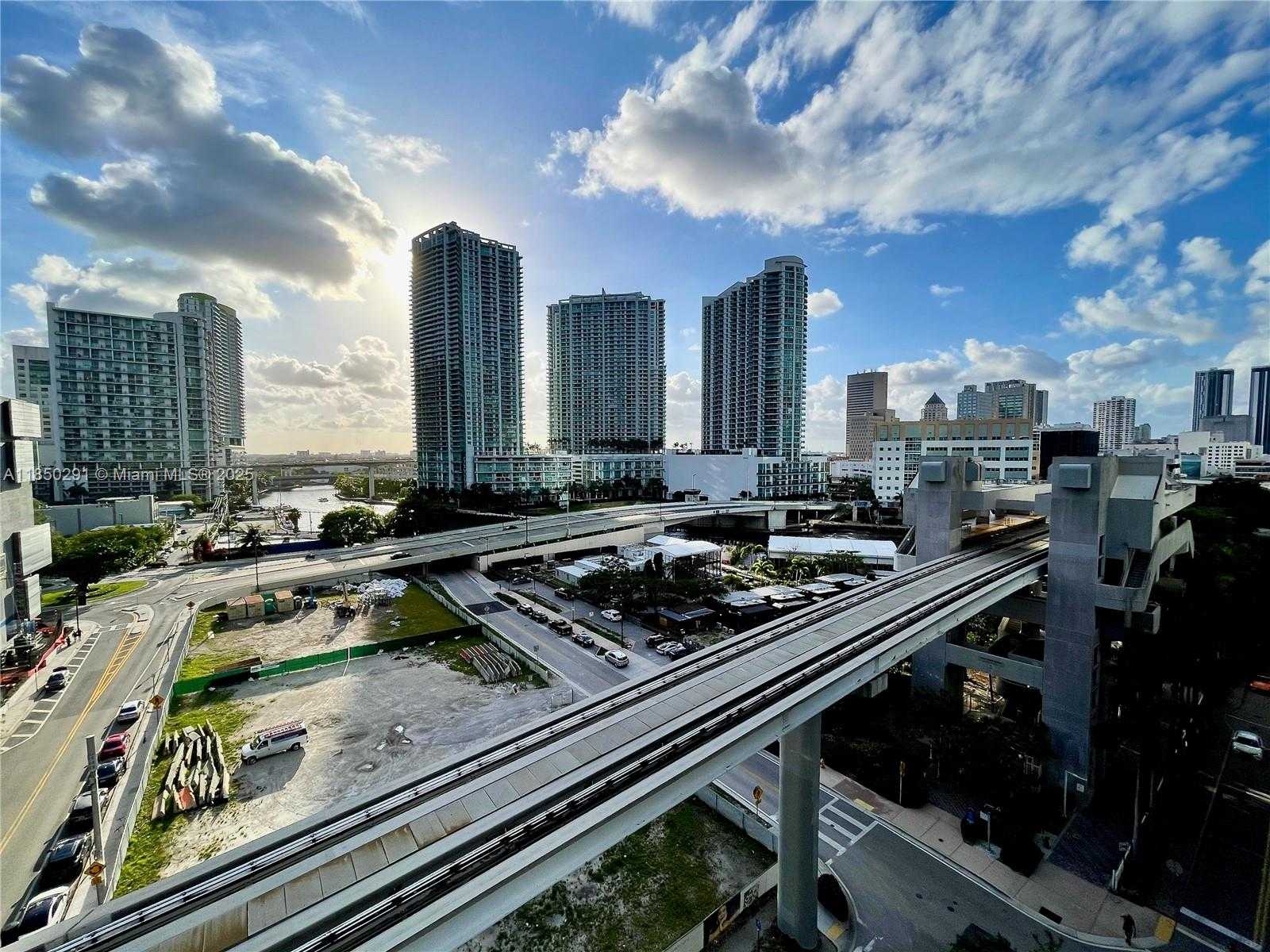 Small Image of 31 SOUTH EAST 6TH ST #1101, Miami Number 20