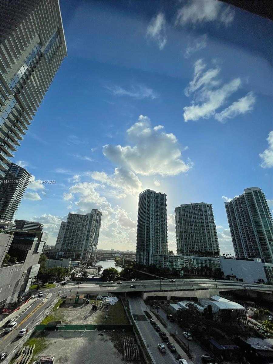 Small Image of 31 SOUTH EAST 6TH ST #1101, Miami Number 33