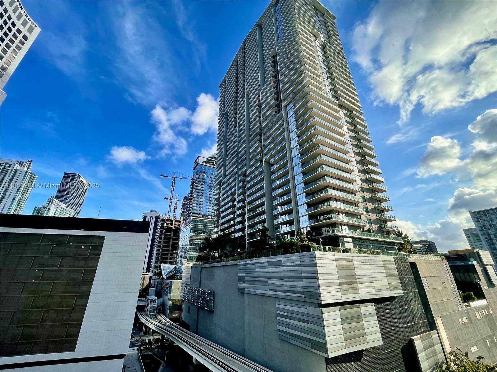 Small Image of 31 SOUTH EAST 6TH ST #1101, Miami Number 38