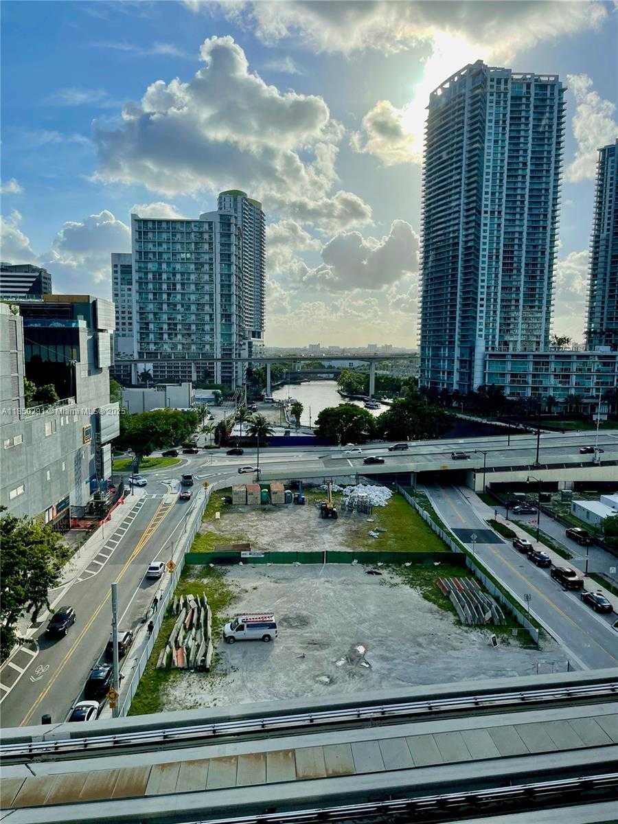 Small Image of 31 SOUTH EAST 6TH ST #1101, Miami Number 41