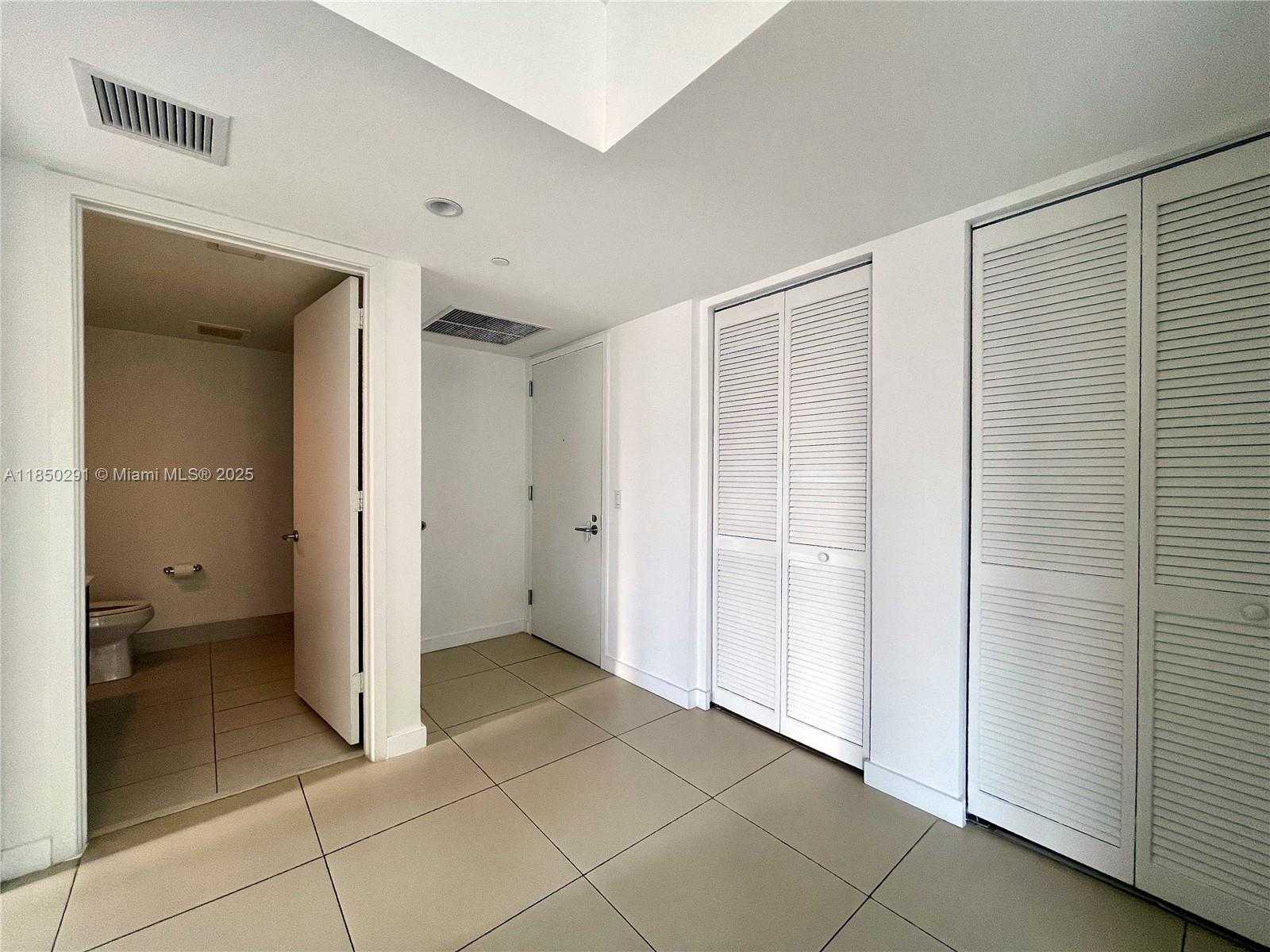 Small Image of 31 SOUTH EAST 6TH ST #1101, Miami Number 6