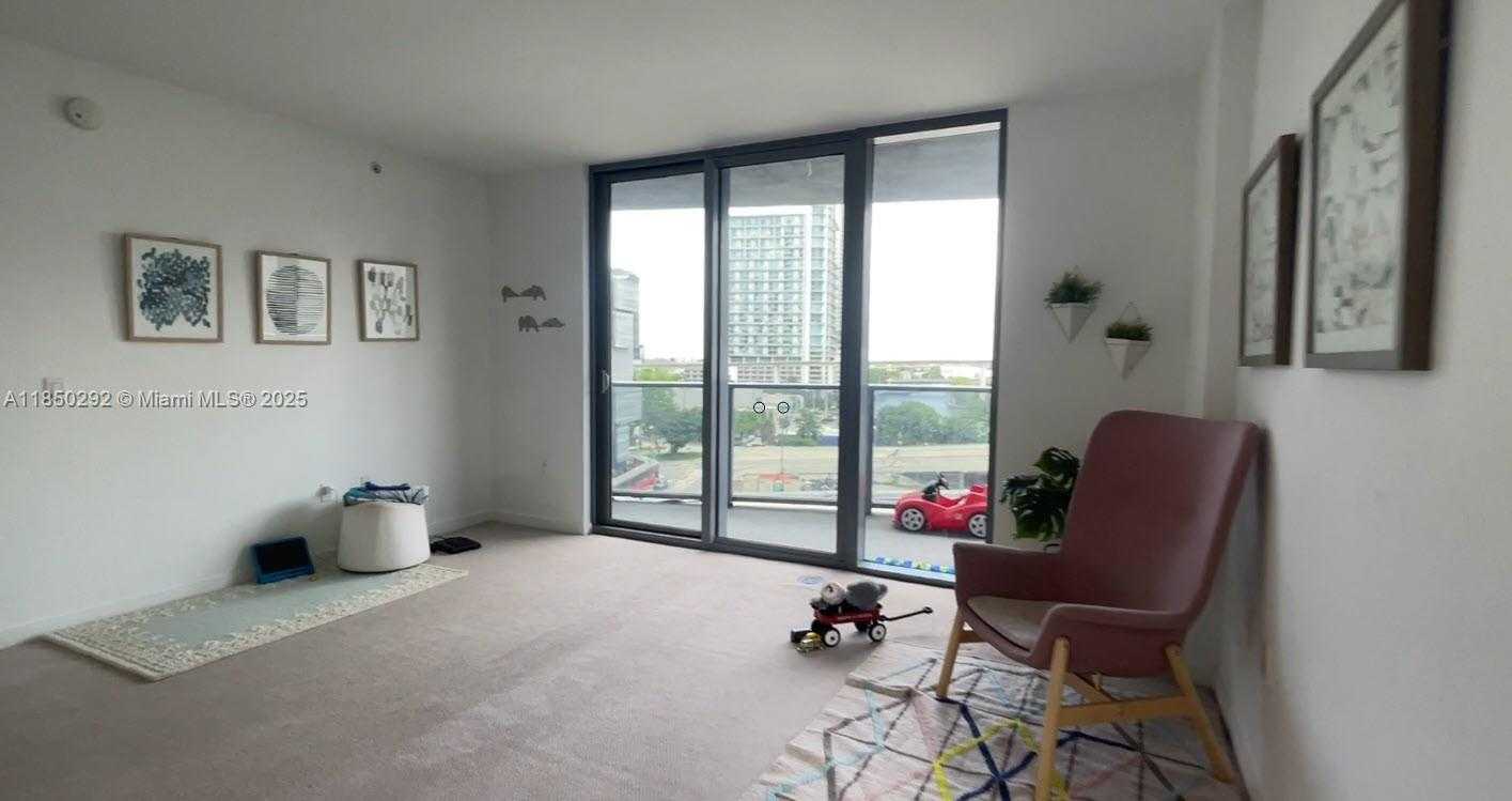 Small Image of 31 SOUTH EAST 6TH ST #902, Miami Number 3