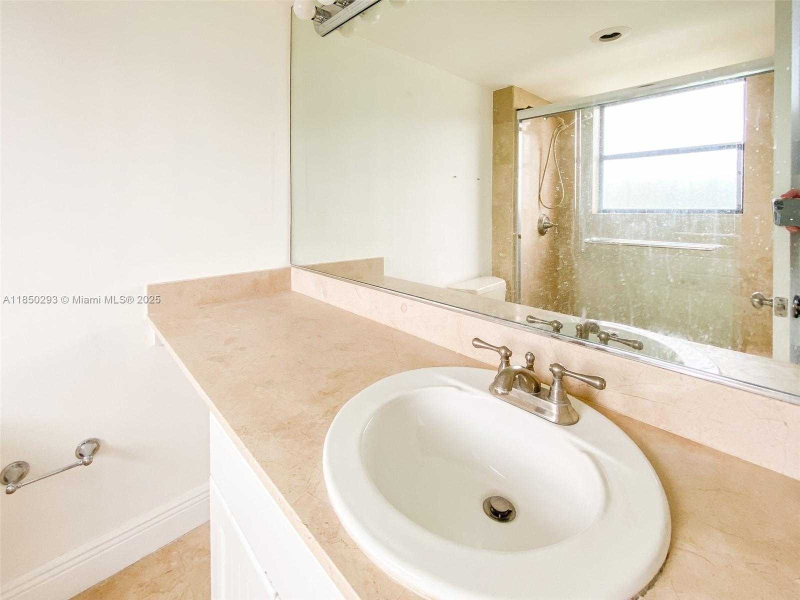 Small Image of 10000 BAY HARBOR TER #401-A, Bay Harbor Islands Number 9
