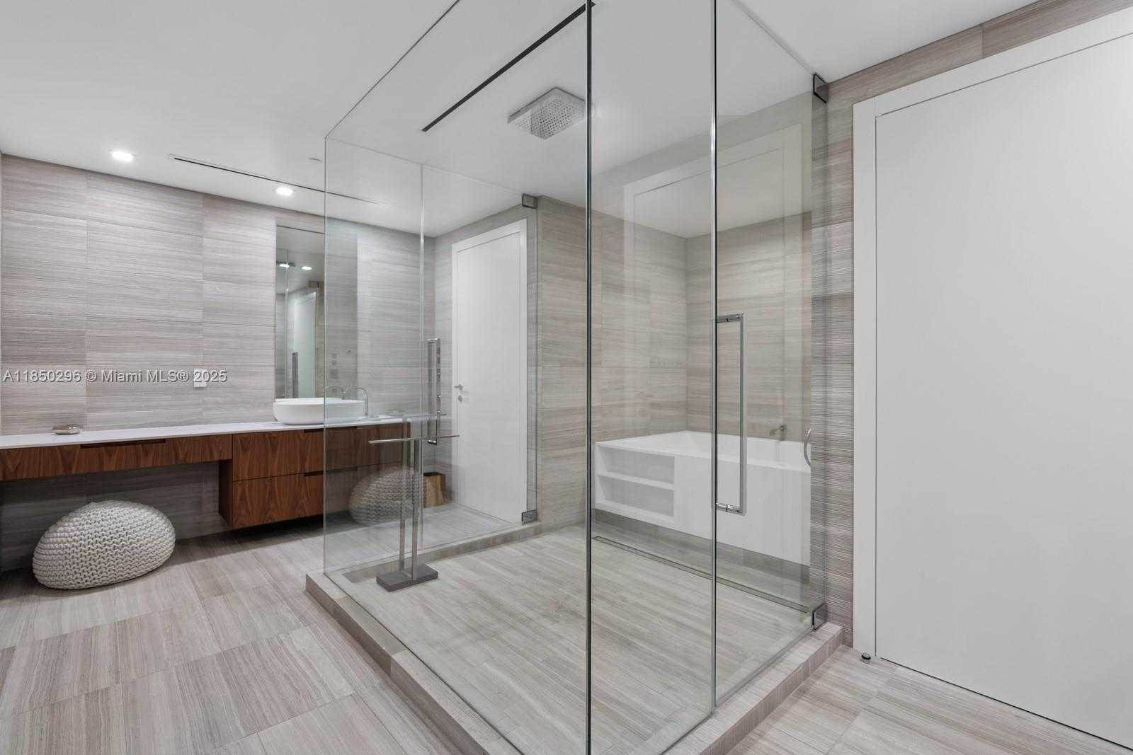 Small Image of 4701 NORTH MERIDIAN AVE #417, Miami Beach Number 16