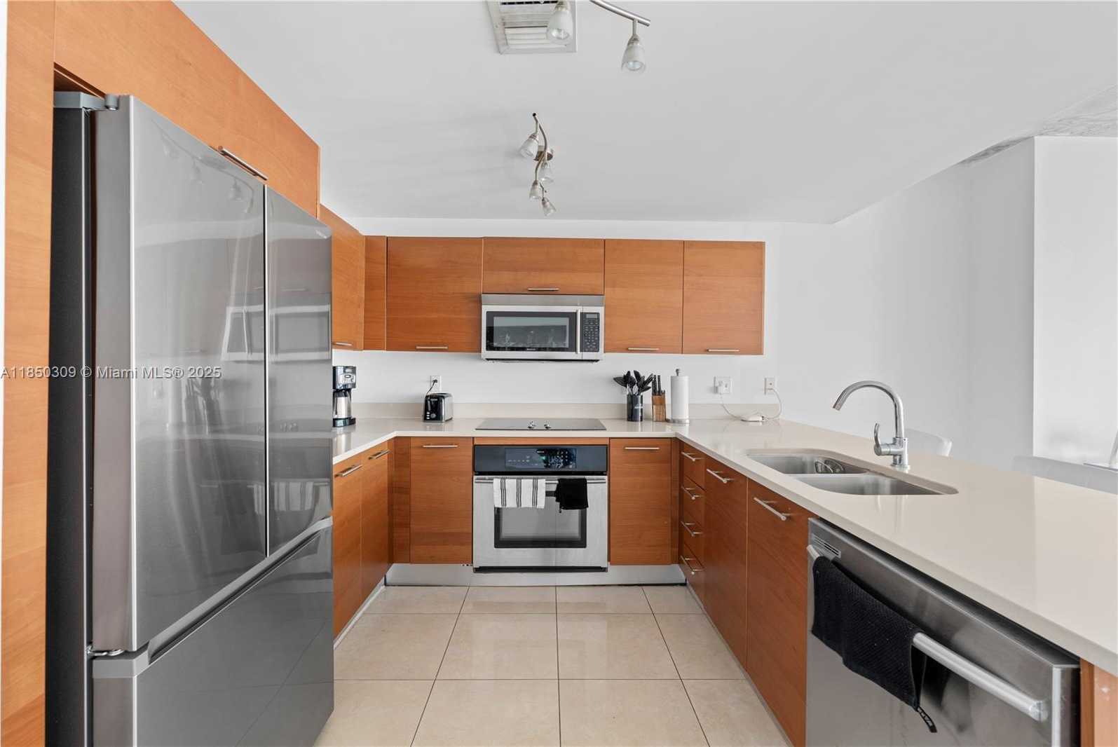 Small Image of 3250 NORTH EAST 1ST AVE #917, Miami Number 5
