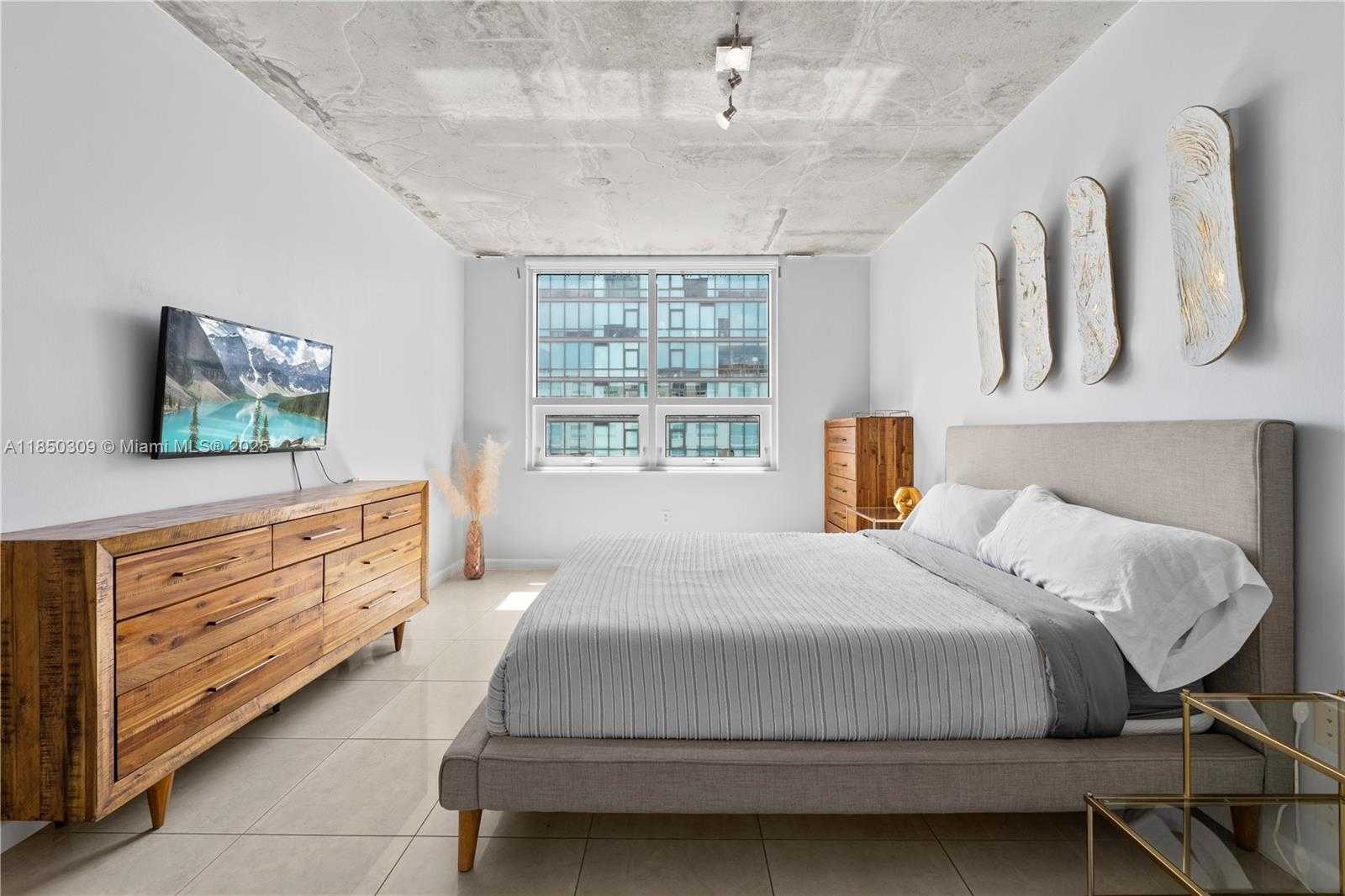 Small Image of 3250 NORTH EAST 1ST AVE #917, Miami Number 6