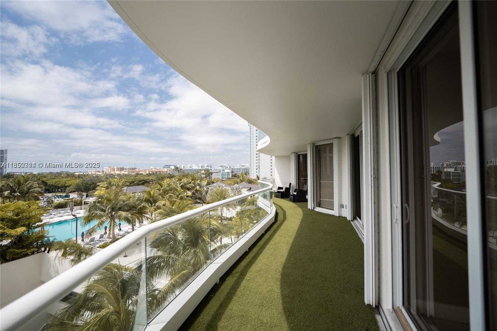 Small Image of 7000 ISLAND BLVD #608, Aventura Number 23