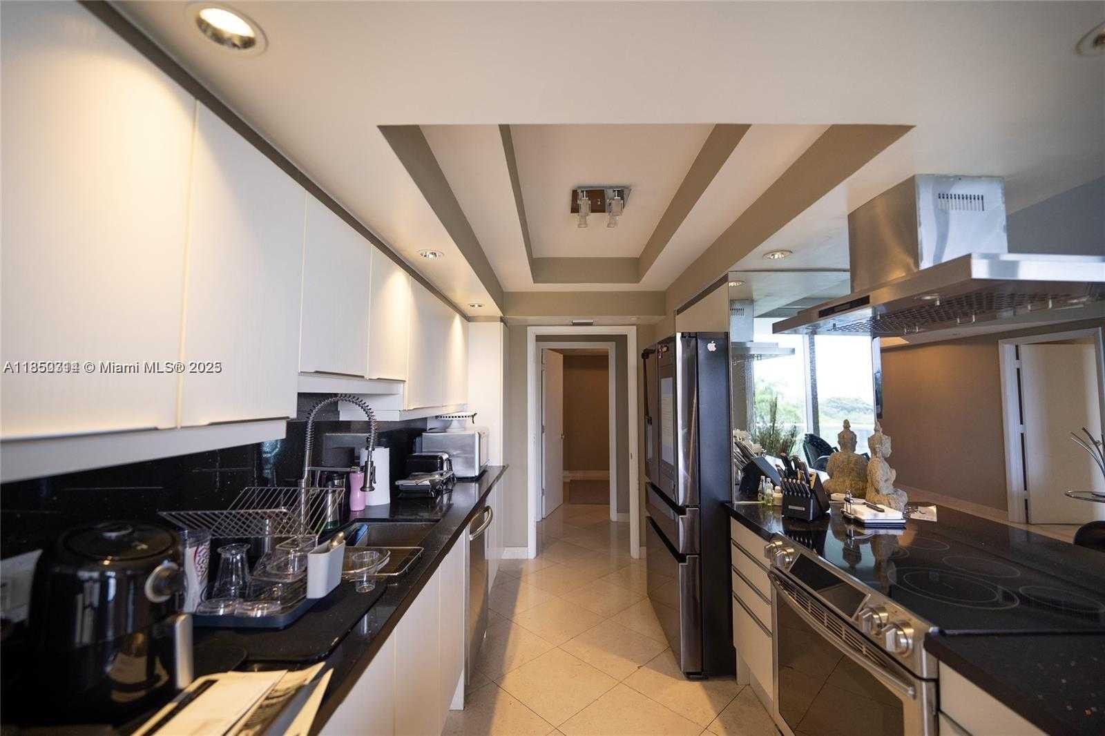 Small Image of 7000 ISLAND BLVD #608, Aventura Number 6