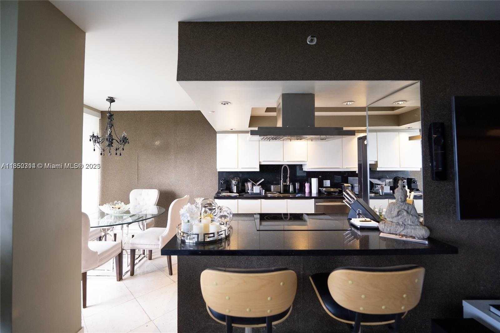 Small Image of 7000 ISLAND BLVD #608, Aventura Number 8