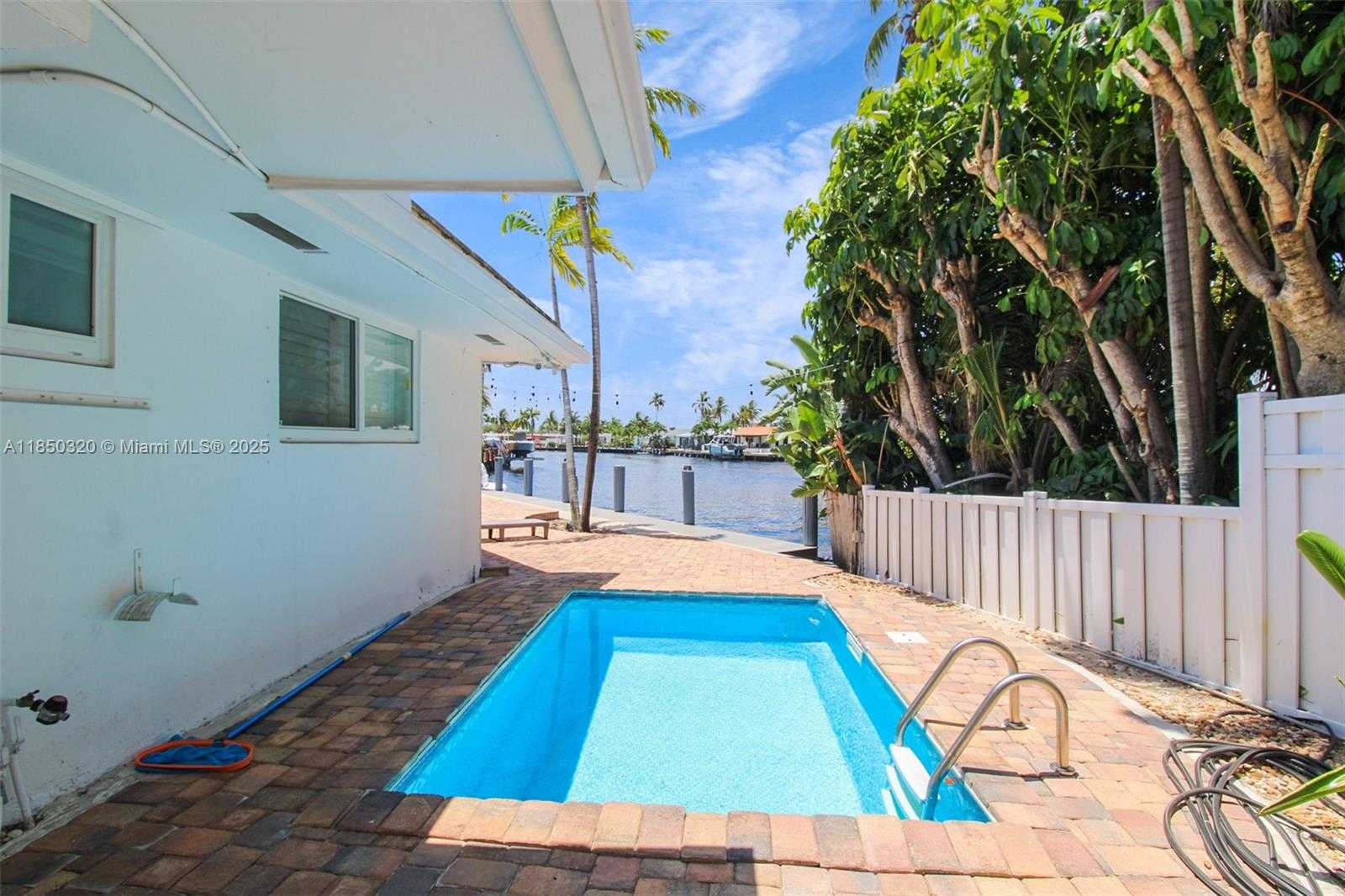 Small Image of 1311 SOUTH EAST 4TH AVE, Pompano Beach Number 16