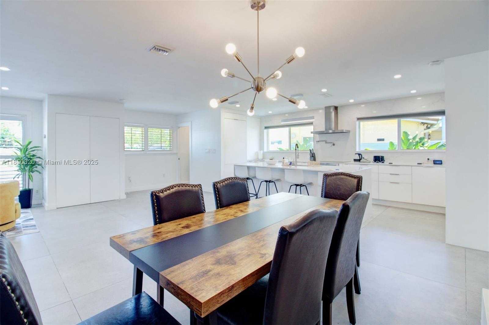 Small Image of 1311 SOUTH EAST 4TH AVE, Pompano Beach Number 9