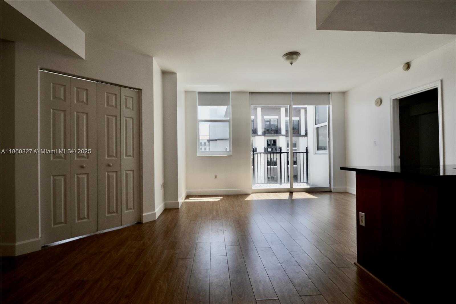 Small Image of 4100 SALZEDO ST #919, Coral Gables Number 15