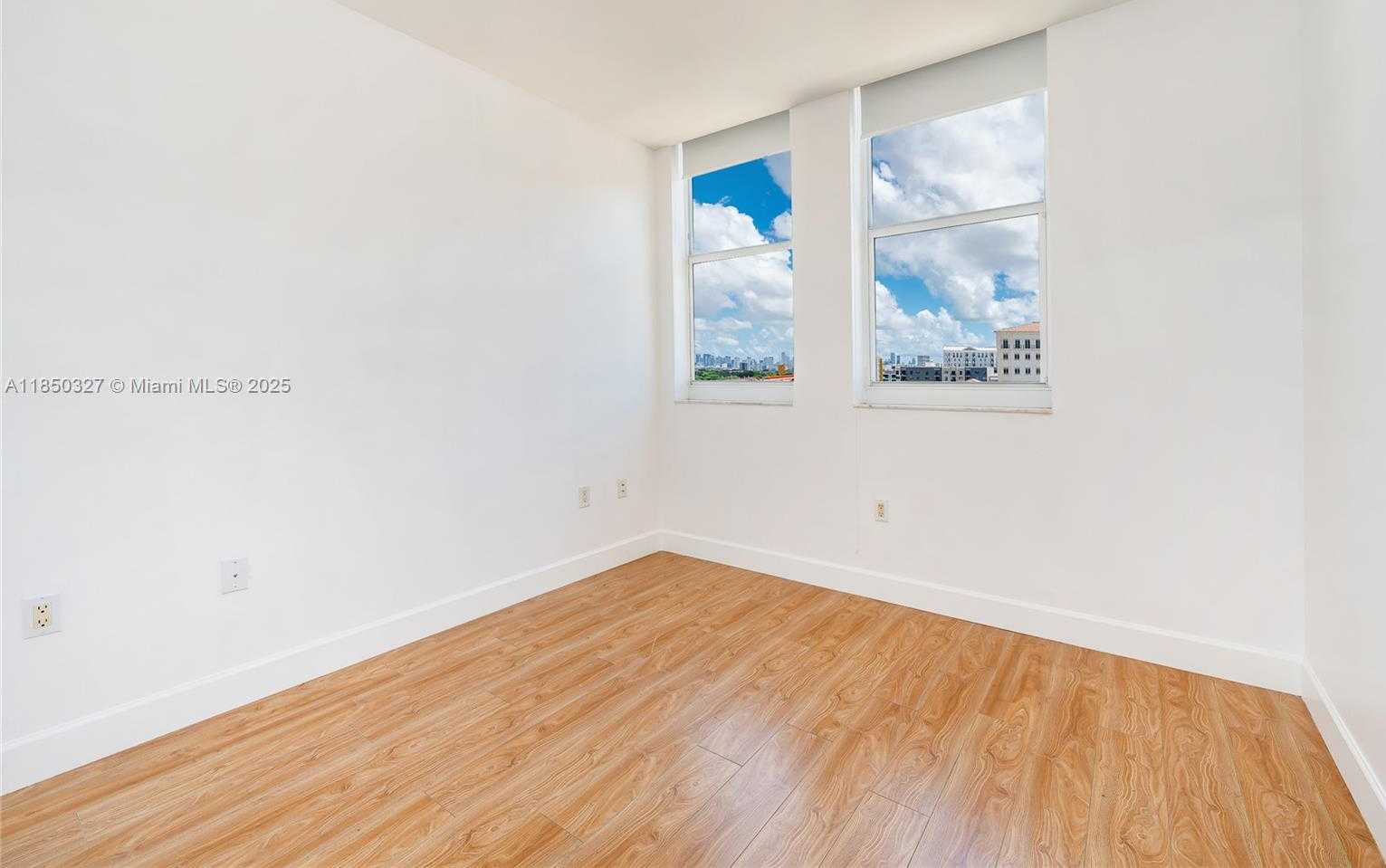 Small Image of 4100 SALZEDO ST #919, Coral Gables Number 21