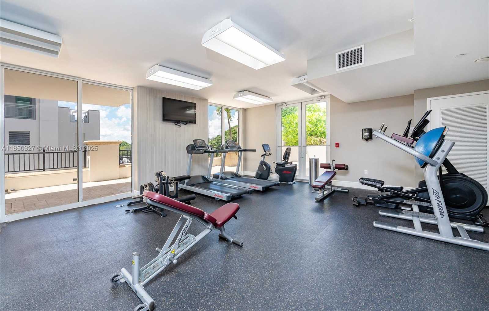 Small Image of 4100 SALZEDO ST #919, Coral Gables Number 28