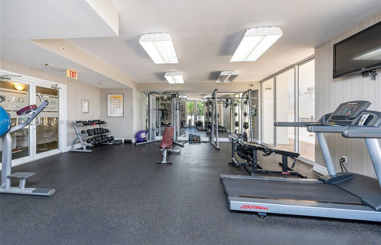 Small Image of 4100 SALZEDO ST #919, Coral Gables Number 29