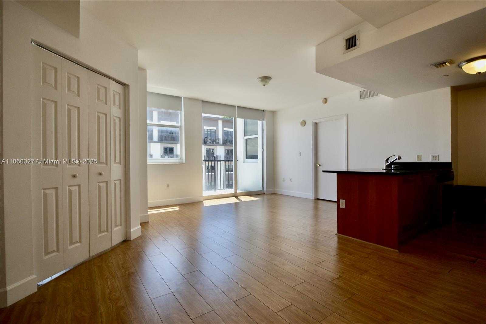 Small Image of 4100 SALZEDO ST #919, Coral Gables Number 8