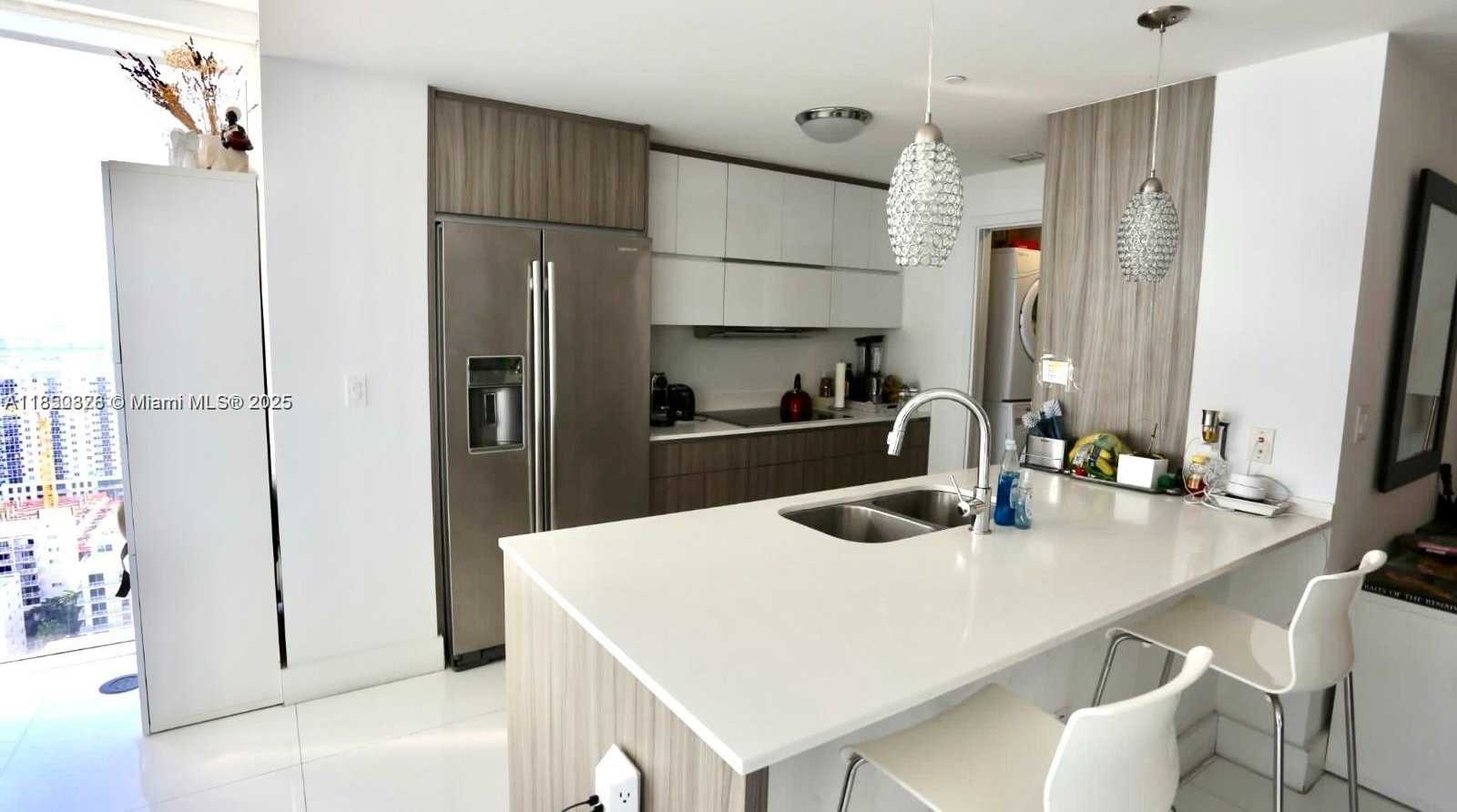 Small Image of 600 NORTH EAST 27TH ST #2605, Miami Number 7