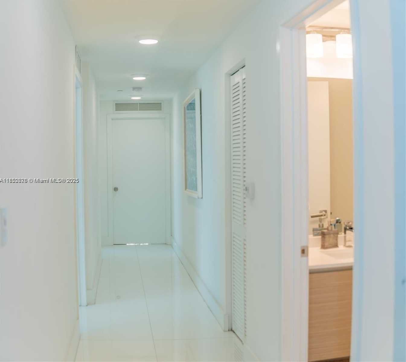 Small Image of 600 NORTH EAST 27TH ST #2605, Miami Number 9