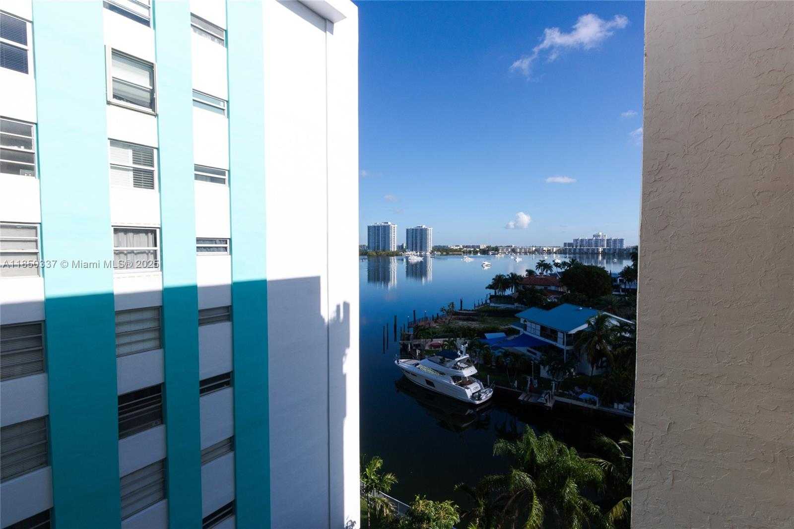 Small Image of 2903 NORTH MIAMI BEACH BLVD #808, North Miami Beach Number 23