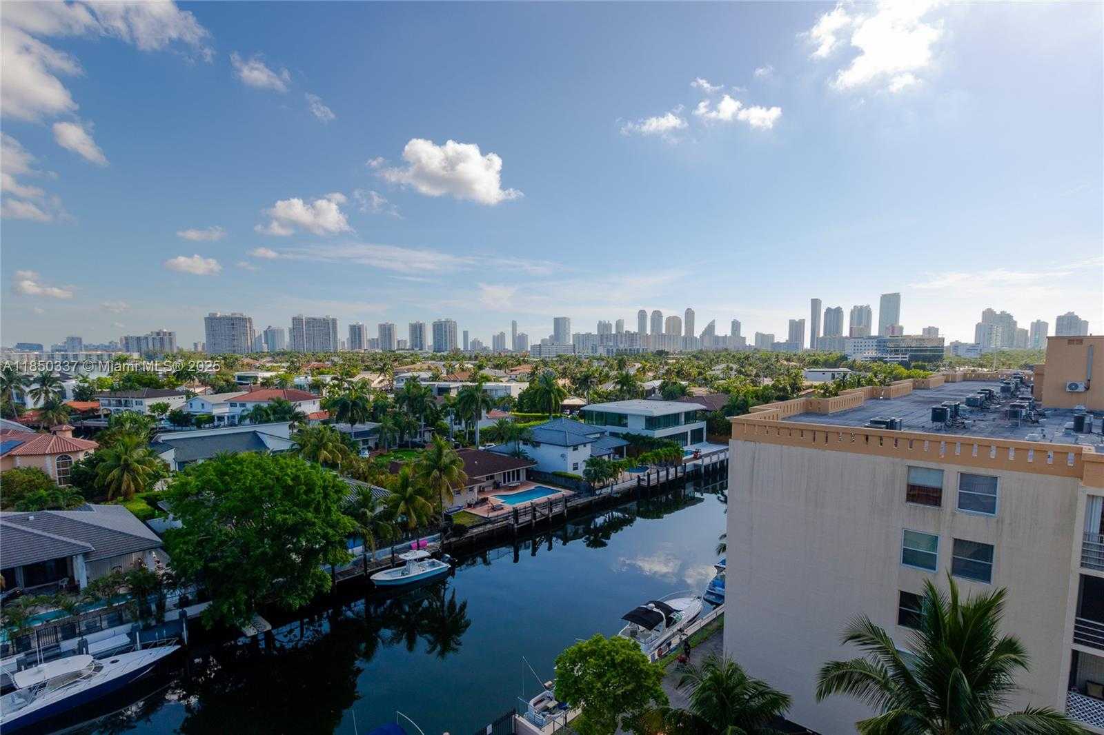 Small Image of 2903 NORTH MIAMI BEACH BLVD #808, North Miami Beach Number 25