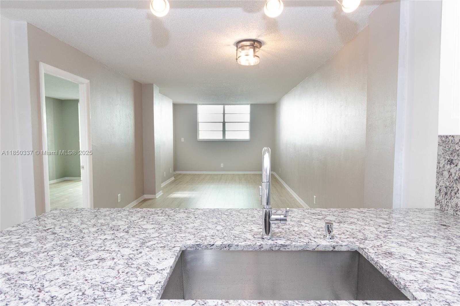 Small Image of 2903 NORTH MIAMI BEACH BLVD #808, North Miami Beach Number 6