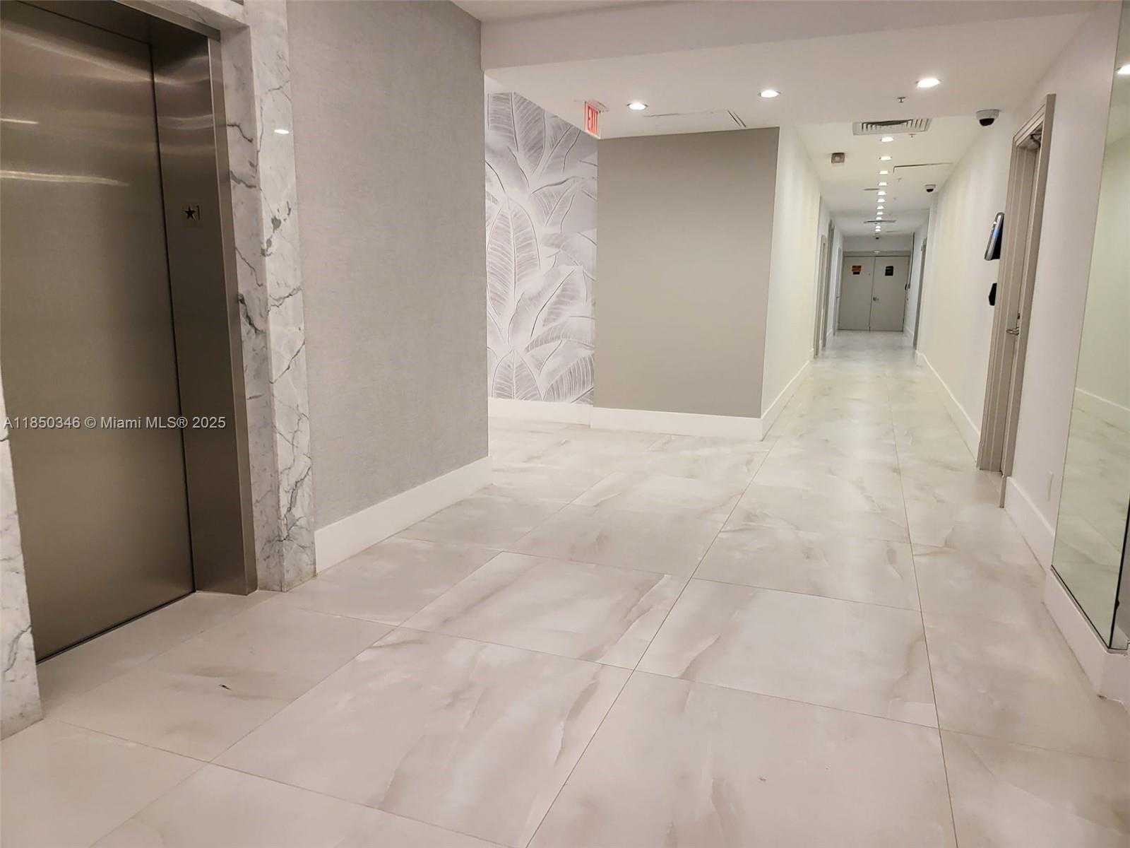 Small Image of 3001 SOUTH OCEAN DR #639, Hollywood Number 13