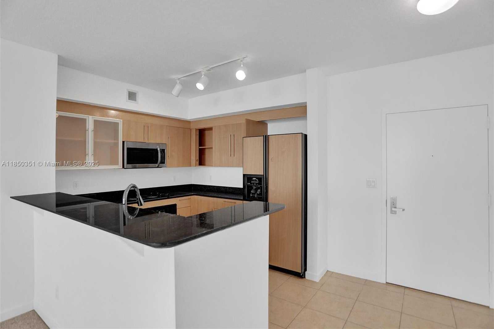 Small Image of 335 SOUTH BISCAYNE BLVD #2501, Miami Number 13