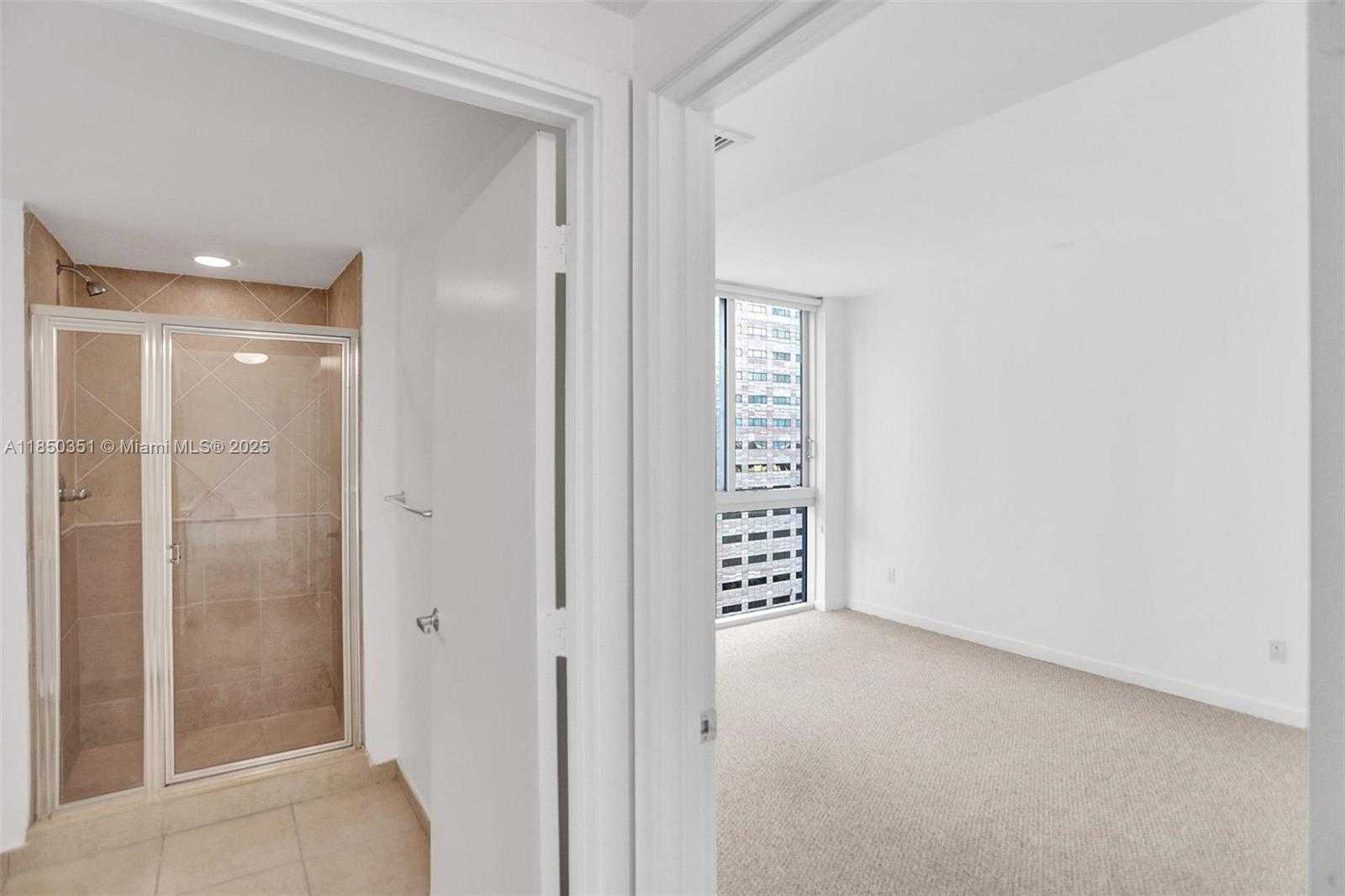 Small Image of 335 SOUTH BISCAYNE BLVD #2501, Miami Number 18