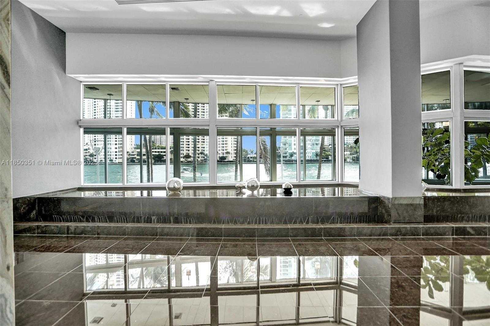 Small Image of 335 SOUTH BISCAYNE BLVD #2501, Miami Number 26