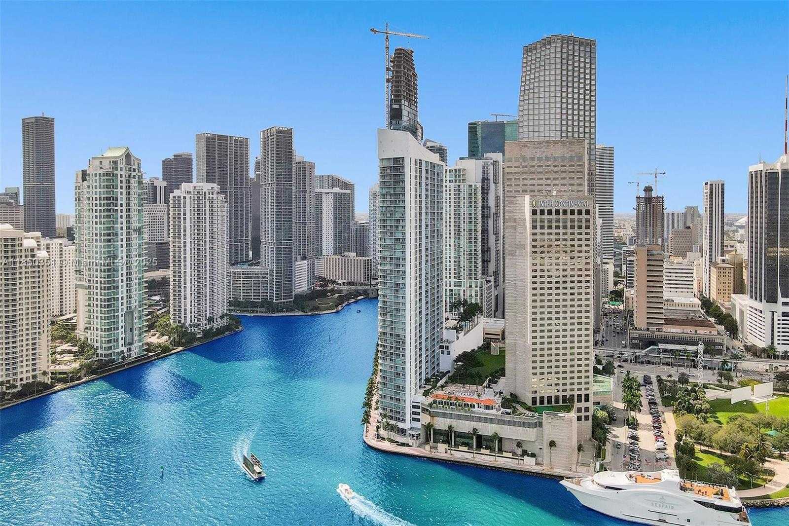 Small Image of 335 SOUTH BISCAYNE BLVD #2501, Miami Number 34