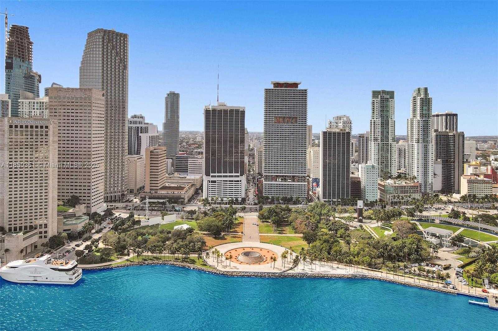 Small Image of 335 SOUTH BISCAYNE BLVD #2501, Miami Number 36