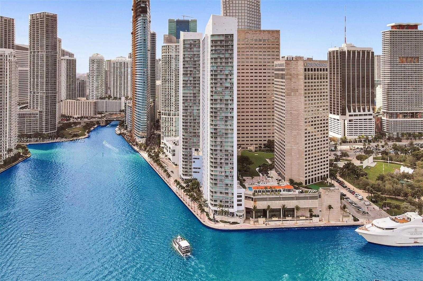 Small Image of 335 SOUTH BISCAYNE BLVD #2501, Miami Number 40