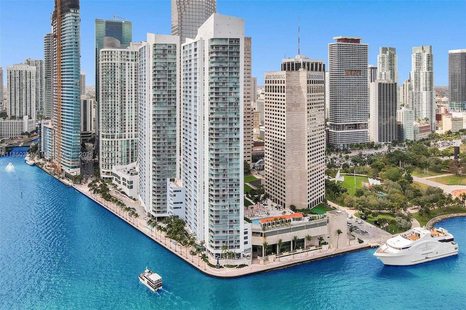 Small Image of 335 SOUTH BISCAYNE BLVD #2501, Miami Number 41