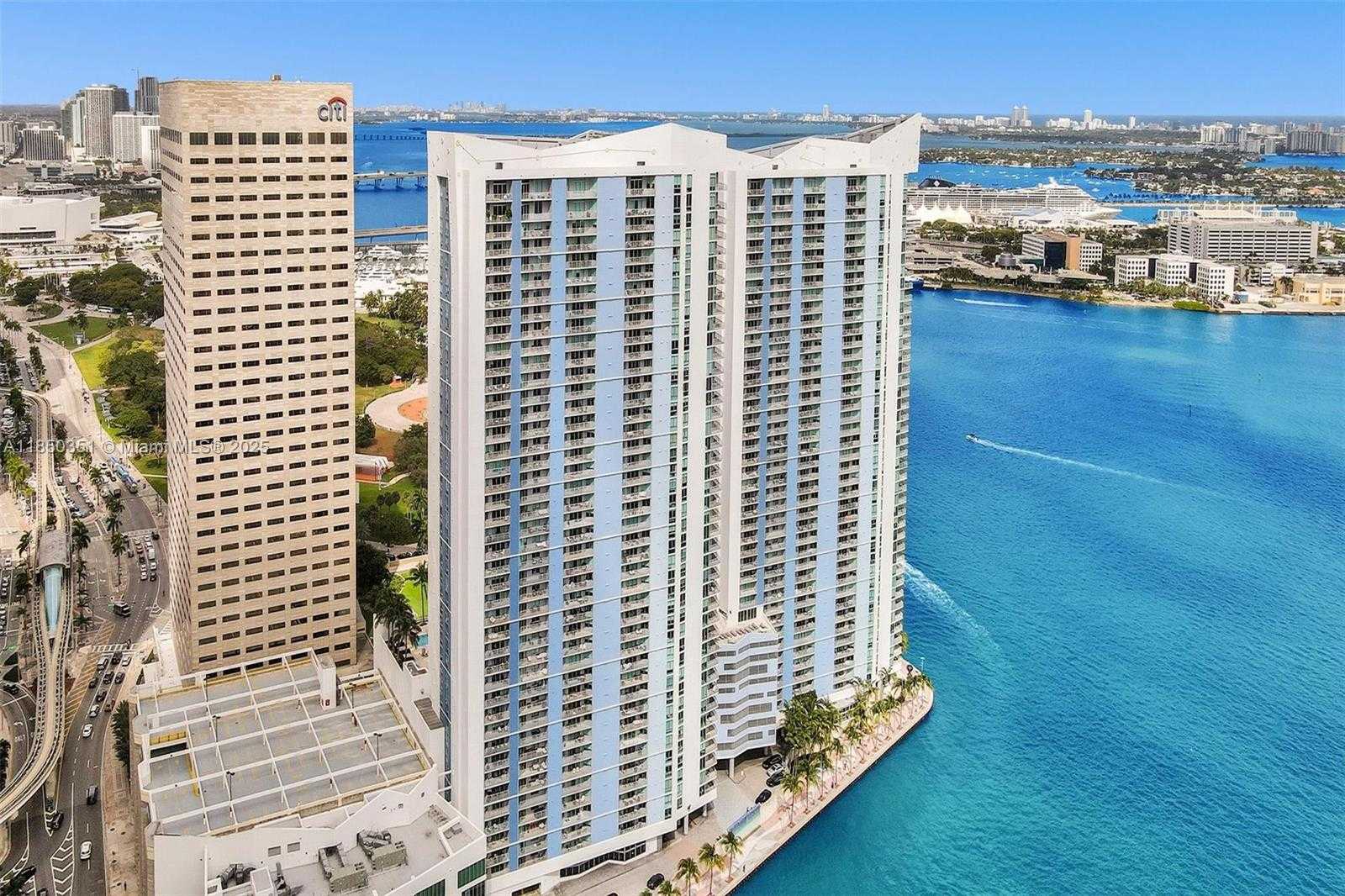 Small Image of 335 SOUTH BISCAYNE BLVD #2501, Miami Number 43
